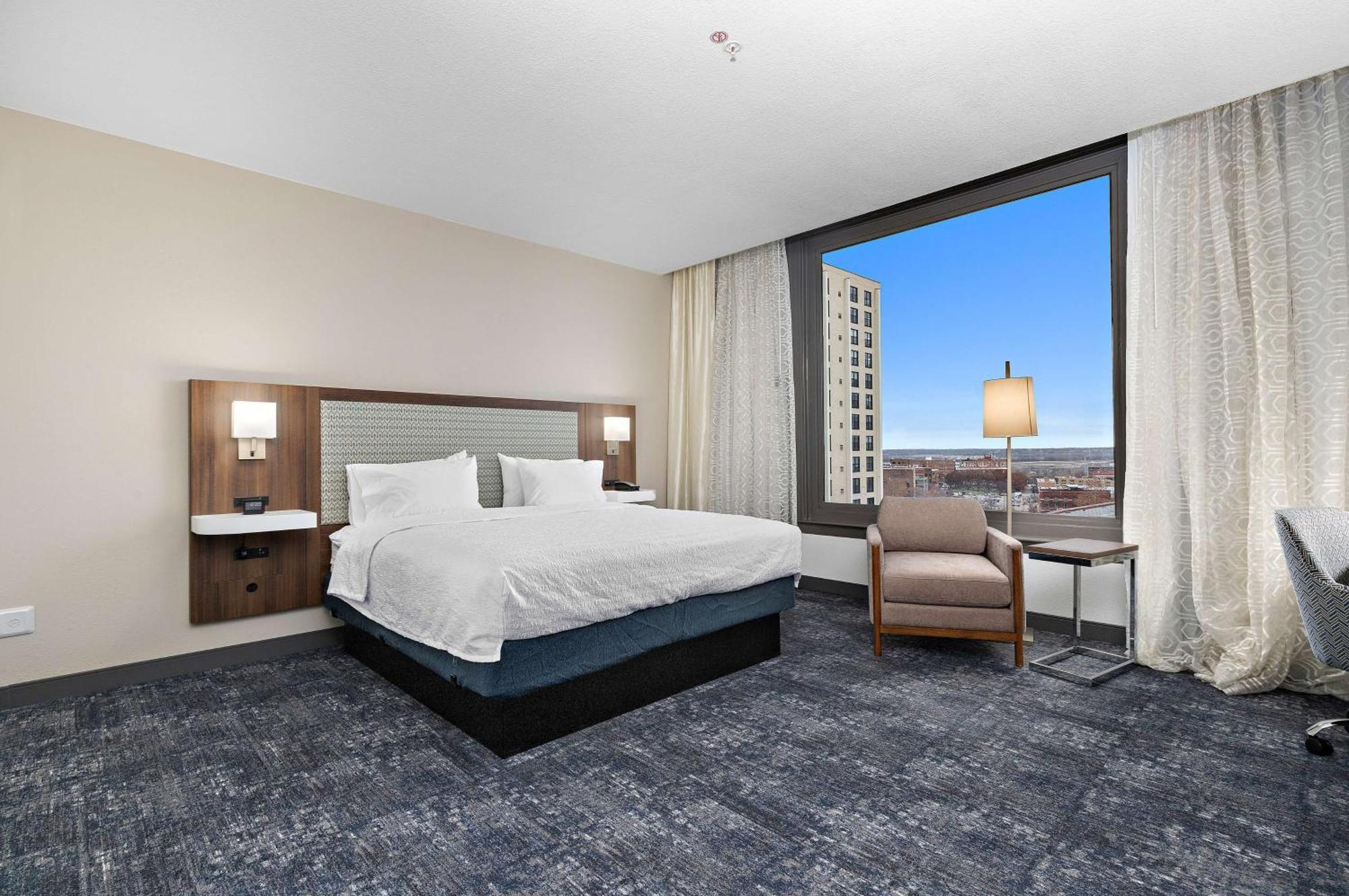 Hampton Inn Kansas City - Downtown Financial District Buitenkant foto