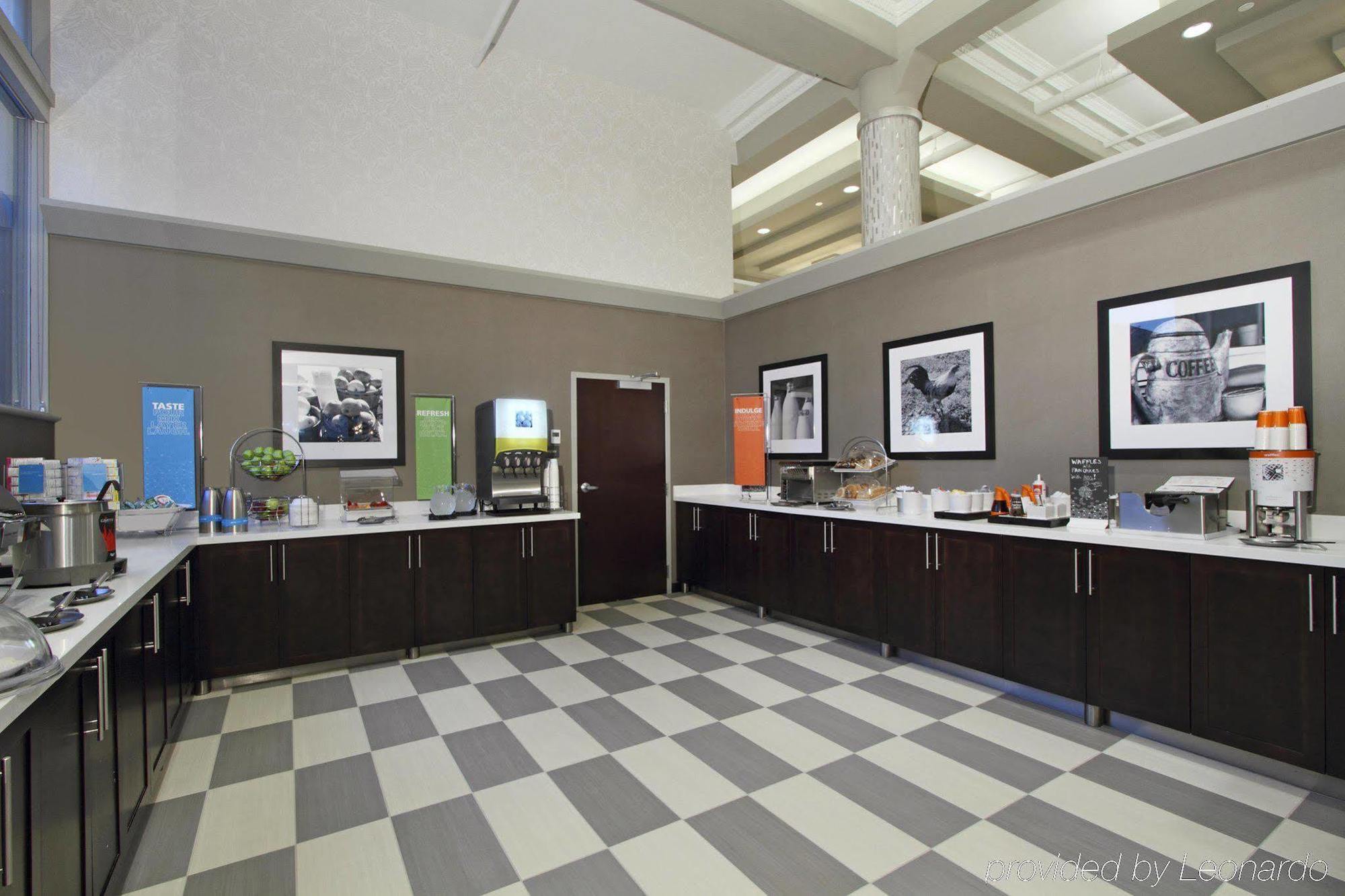 Hampton Inn Kansas City - Downtown Financial District Buitenkant foto